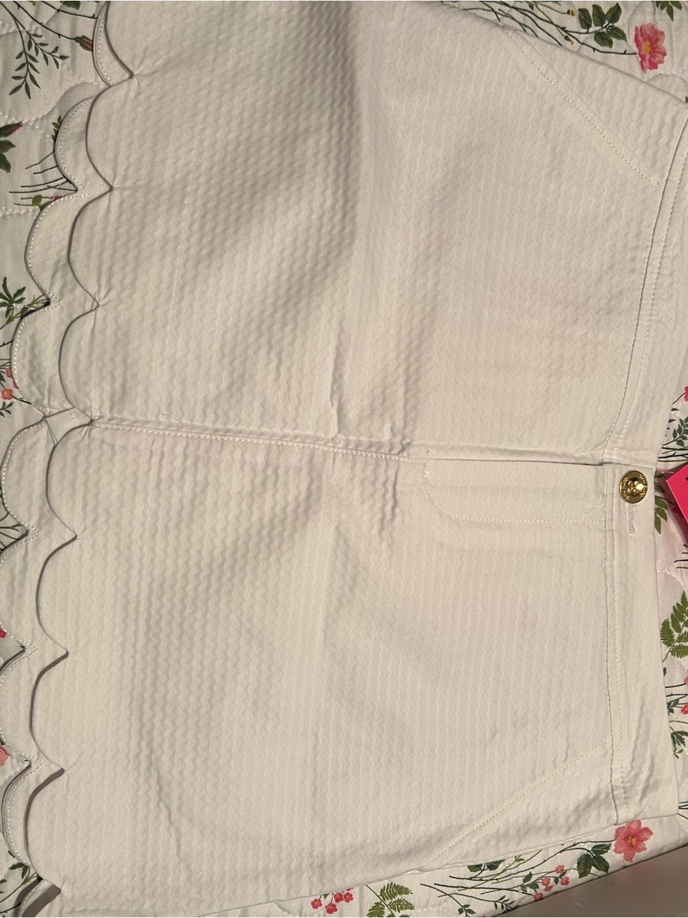 Lilly Pulitzer skort - Picture 2 of 4